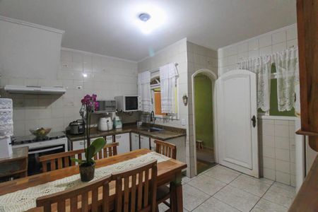 Casa à venda com 175m², 3 quartos e 2 vagasCozinha 1