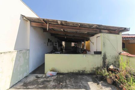 Casa à venda com 175m², 3 quartos e 2 vagasSacada