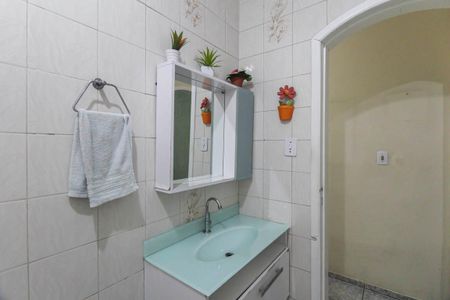 Casa à venda com 175m², 3 quartos e 2 vagasBanheiro 1