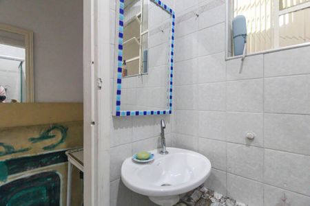 Casa à venda com 175m², 3 quartos e 2 vagasBanheiro 2