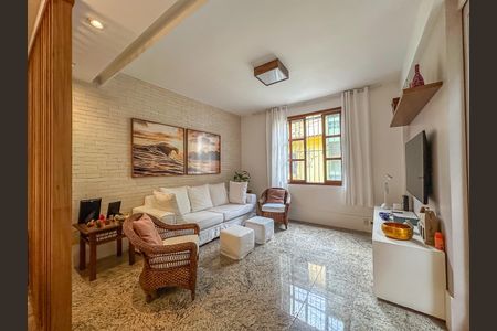 Sala  de casa à venda com 5 quartos, 300m² em Botafogo, Rio de Janeiro