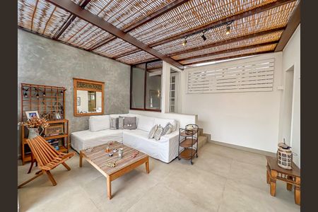 Casa à venda com 300m², 5 quartos e 1 vagaÁrea Externa