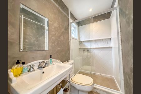 Casa à venda com 300m², 5 quartos e 1 vagaEspaço Gourmet Banheiro