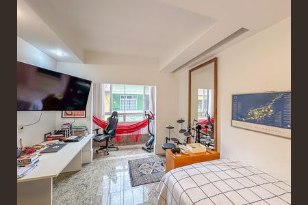 Casa à venda com 300m², 5 quartos e 1 vagaQuarto 2