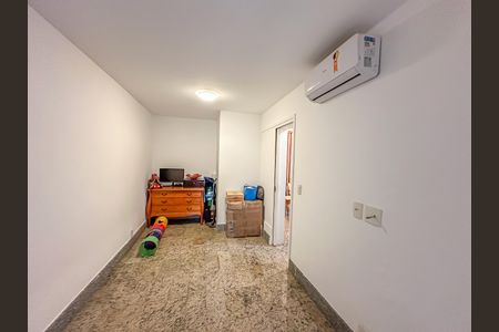 Casa à venda com 300m², 5 quartos e 1 vagaQuarto 1