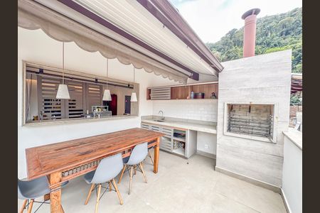 Casa à venda com 300m², 5 quartos e 1 vagaÁrea Externa