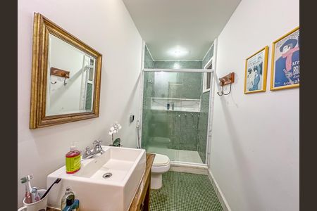 Casa à venda com 300m², 5 quartos e 1 vagaBanheiro