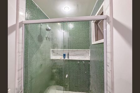 Casa à venda com 300m², 5 quartos e 1 vagaBanheiro