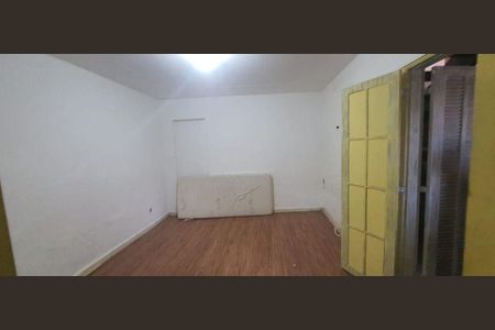 Casa à venda com 5 quartos, 246m² em São Lourenço, Niterói