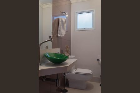 Casa à venda com 399m², 4 quartos e 6 vagasLavabo