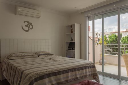 Casa à venda com 399m², 4 quartos e 6 vagasQuarto 1 Suíte 