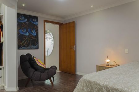 Casa à venda com 399m², 4 quartos e 6 vagasSuíte 4