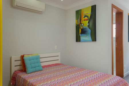 Casa à venda com 399m², 4 quartos e 6 vagasSuíte 2