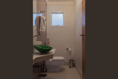 Casa à venda com 399m², 4 quartos e 6 vagasLavabo