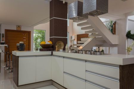 Casa à venda com 399m², 4 quartos e 6 vagasCozinha