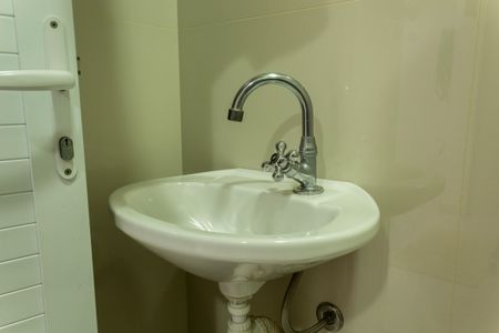 Casa à venda com 399m², 4 quartos e 6 vagasBanheiro de Serviço