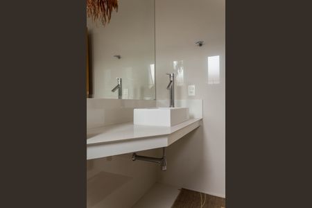 Casa à venda com 399m², 4 quartos e 6 vagasBanheiro da Suíte 3