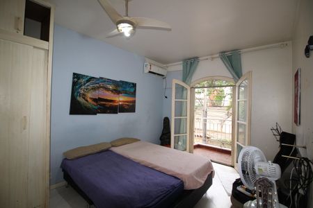 Casa à venda com 500m², 4 quartos e 4 vagasSuíte 1