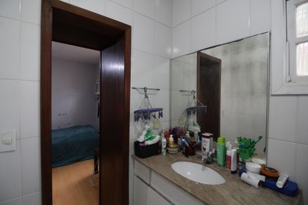 Casa à venda com 500m², 4 quartos e 4 vagasSuíte 2 - Banheiro