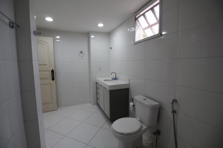 Casa à venda com 500m², 4 quartos e 4 vagasSuíte 4 - Banheiro