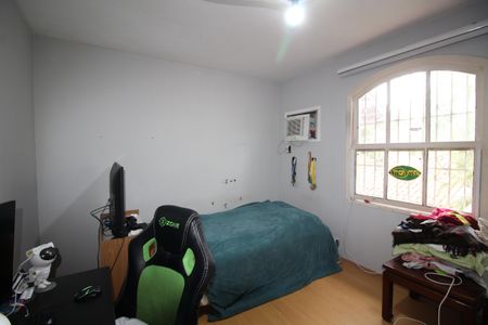 Casa à venda com 500m², 4 quartos e 4 vagasSuíte 2