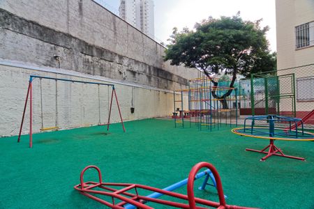 Apartamento à venda com 53m², 2 quartos e 1 vaga Apartamento à venda com 53m², 2 quartos e 1 vagaÁrea comum - Playground