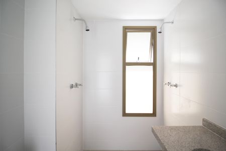 Apartamento à venda com 149m², 3 quartos e 2 vagas Apartamento à venda com 149m², 3 quartos e 2 vagasBanheiro da Suíte 1