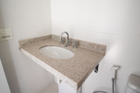 Apartamento à venda com 149m², 3 quartos e 2 vagas Apartamento à venda com 149m², 3 quartos e 2 vagasBanheiro de Suíte 2