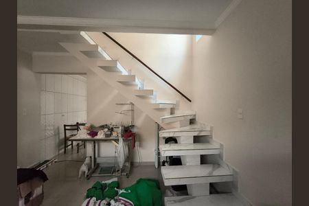 Casa à venda com 80m², 4 quartos e 1 vagaFoto 02