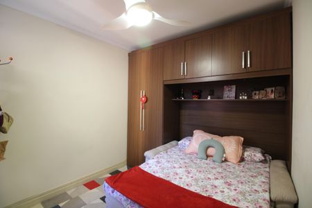 Casa de condomínio à venda com 141m², 4 quartos e 4 vagasQuarto 1