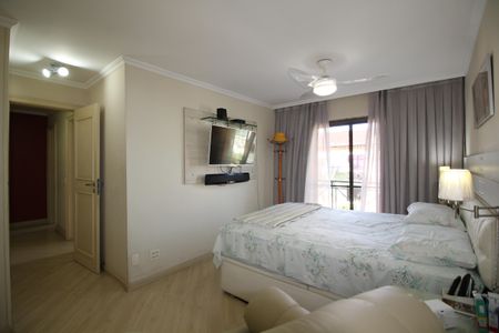 Casa de condomínio à venda com 141m², 4 quartos e 4 vagasQuarto 4 - Suíte