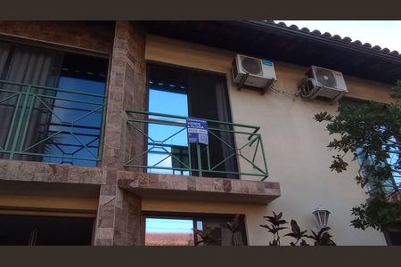 Casa de condomínio à venda com 141m², 4 quartos e 4 vagasPlaca Quinto Andar