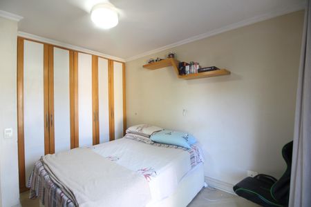 Casa de condomínio à venda com 141m², 4 quartos e 4 vagasQuarto 2