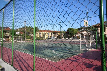 Casa de condomínio à venda com 141m², 4 quartos e 4 vagasQuadra Poliesportiva