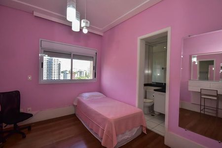 Apartamento à venda com 211m², 4 quartos e 3 vagas Apartamento à venda com 211m², 4 quartos e 3 vagasSuíte 1