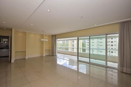 Apartamento à venda com 211m², 4 quartos e 3 vagas Apartamento à venda com 211m², 4 quartos e 3 vagasSala