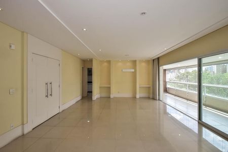 Apartamento à venda com 211m², 4 quartos e 3 vagas Apartamento à venda com 211m², 4 quartos e 3 vagasSala