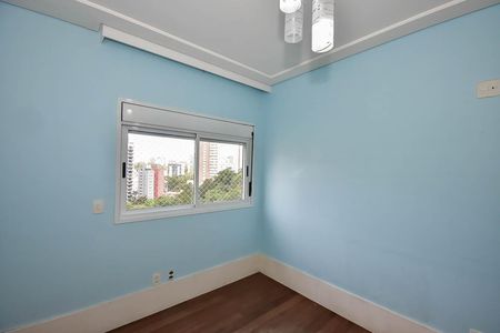 Apartamento à venda com 211m², 4 quartos e 3 vagas Apartamento à venda com 211m², 4 quartos e 3 vagasQuarto 2