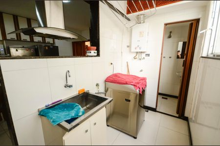 Apartamento à venda com 126m², 3 quartos e 1 vaga Apartamento à venda com 126m², 3 quartos e 1 vagaLavanderia