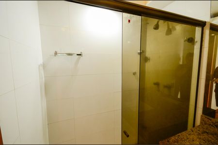 Apartamento à venda com 126m², 3 quartos e 1 vaga Apartamento à venda com 126m², 3 quartos e 1 vagaBanheiro/Suíte 1