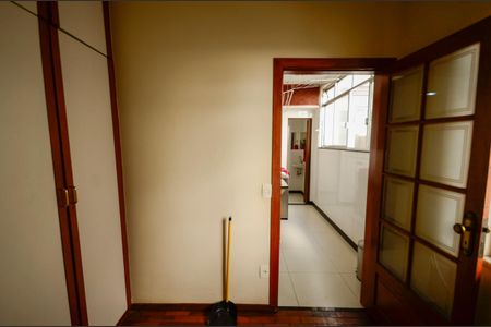 Apartamento à venda com 126m², 3 quartos e 1 vaga Apartamento à venda com 126m², 3 quartos e 1 vagaQuarto de Serviço