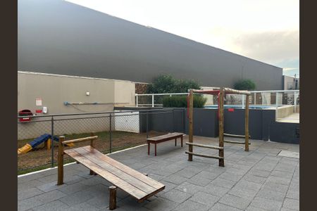 Apartamento à venda com 36m², 2 quartos e sem vagaÁrea comum - Playground