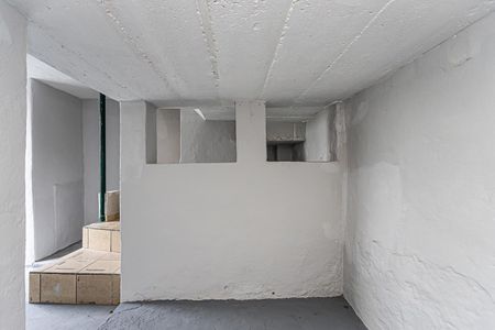 Casa para alugar com 140m², 1 quarto e 1 vaga Casa para alugar com 140m², 1 quarto e 1 vagaQuarto de serviço e porão