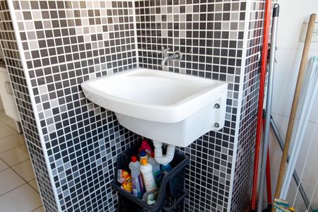Apartamento para alugar com 55m², 2 quartos e 1 vaga Apartamento para alugar com 55m², 2 quartos e 1 vagaLavanderia