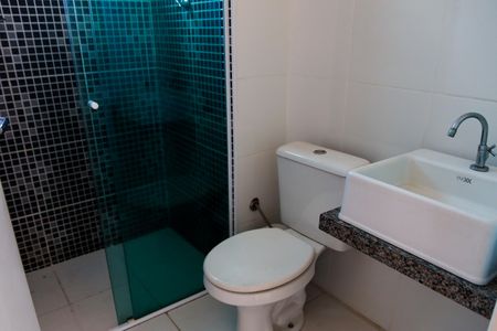 Apartamento para alugar com 55m², 2 quartos e 1 vaga Apartamento para alugar com 55m², 2 quartos e 1 vagaBanheiro