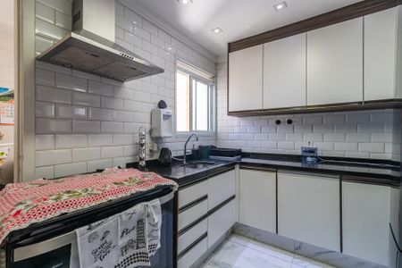 Apartamento à venda com 105m², 4 quartos e 2 vagasCozinha