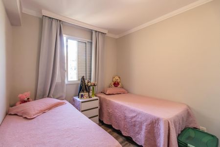 Apartamento à venda com 105m², 4 quartos e 2 vagasQuarto 2