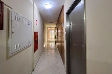 Apartamento à venda com 40m², 1 quarto e sem vagaÁrea comum