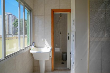 Apartamento à venda com 72m², 2 quartos e 1 vaga Apartamento à venda com 72m², 2 quartos e 1 vagaÁrea de Serviço