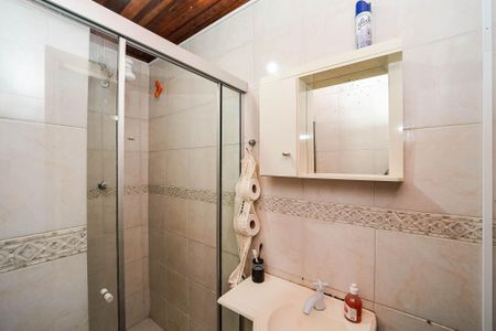 Casa à venda com 160m², 4 quartos e 3 vagasBanheiro 1